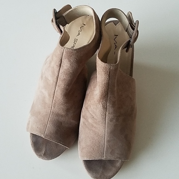 Via Spiga Wedges - Picture 4 of 4